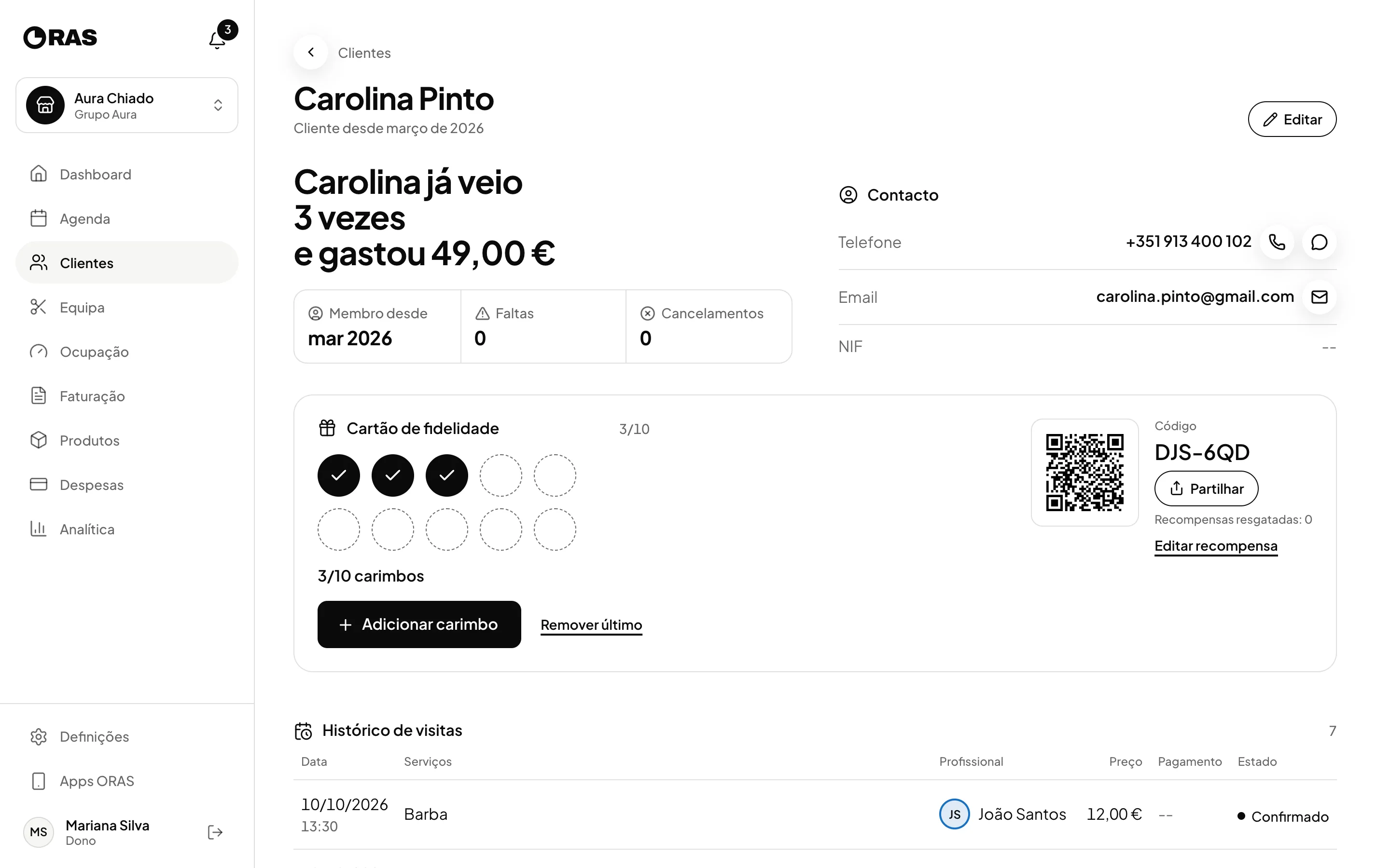 Ficha de cliente no ORAS, com as visitas, o cartão de fidelidade e o contacto